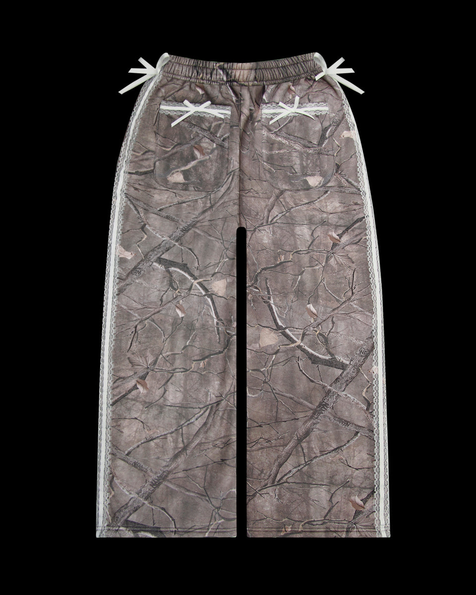 PREY OVERSIZED SWEATPANTS TREE CAMO