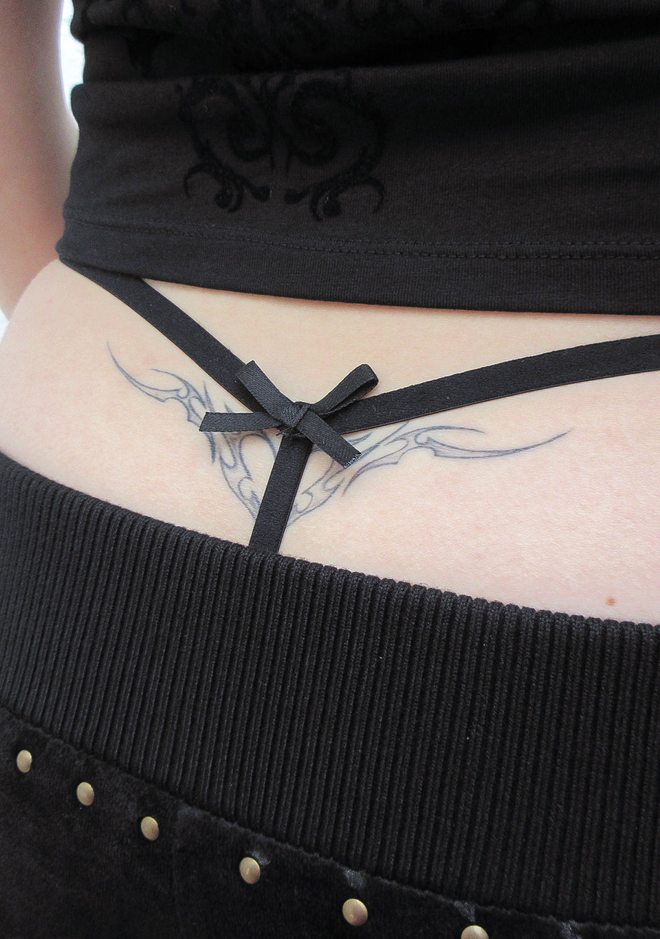 REBEL STUDDED G-STRING BLACK