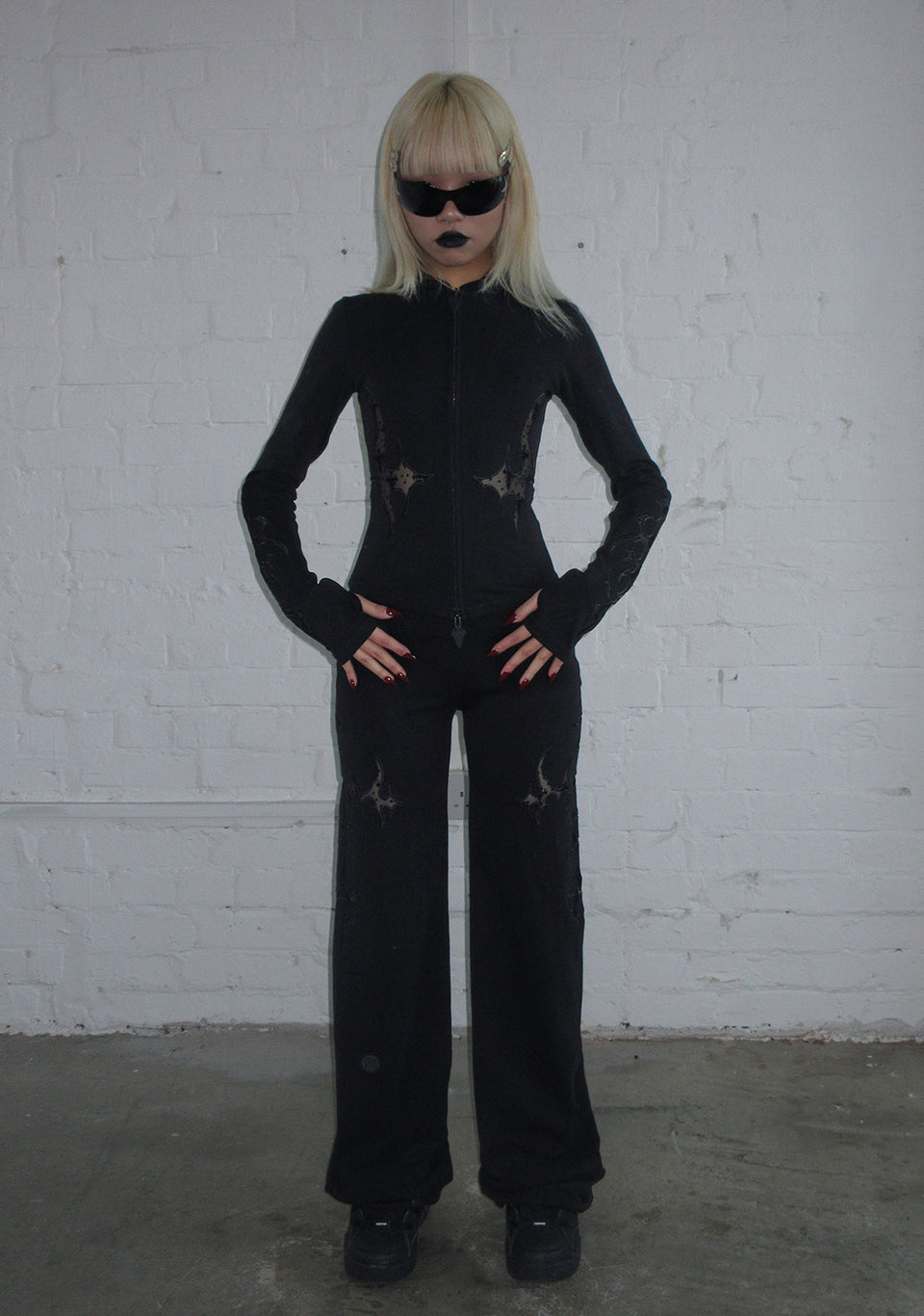 SINNER LACE CUT OUT SCULPT STRETCH PANTS BLACK