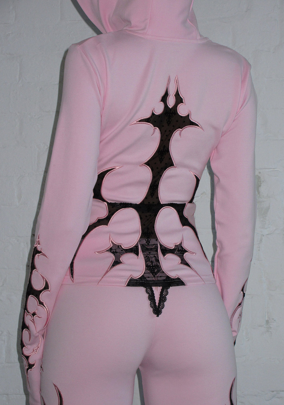 SINNER LACE CUT OUT SCULPT STRETCH ZIP HOODIE BABY PINK