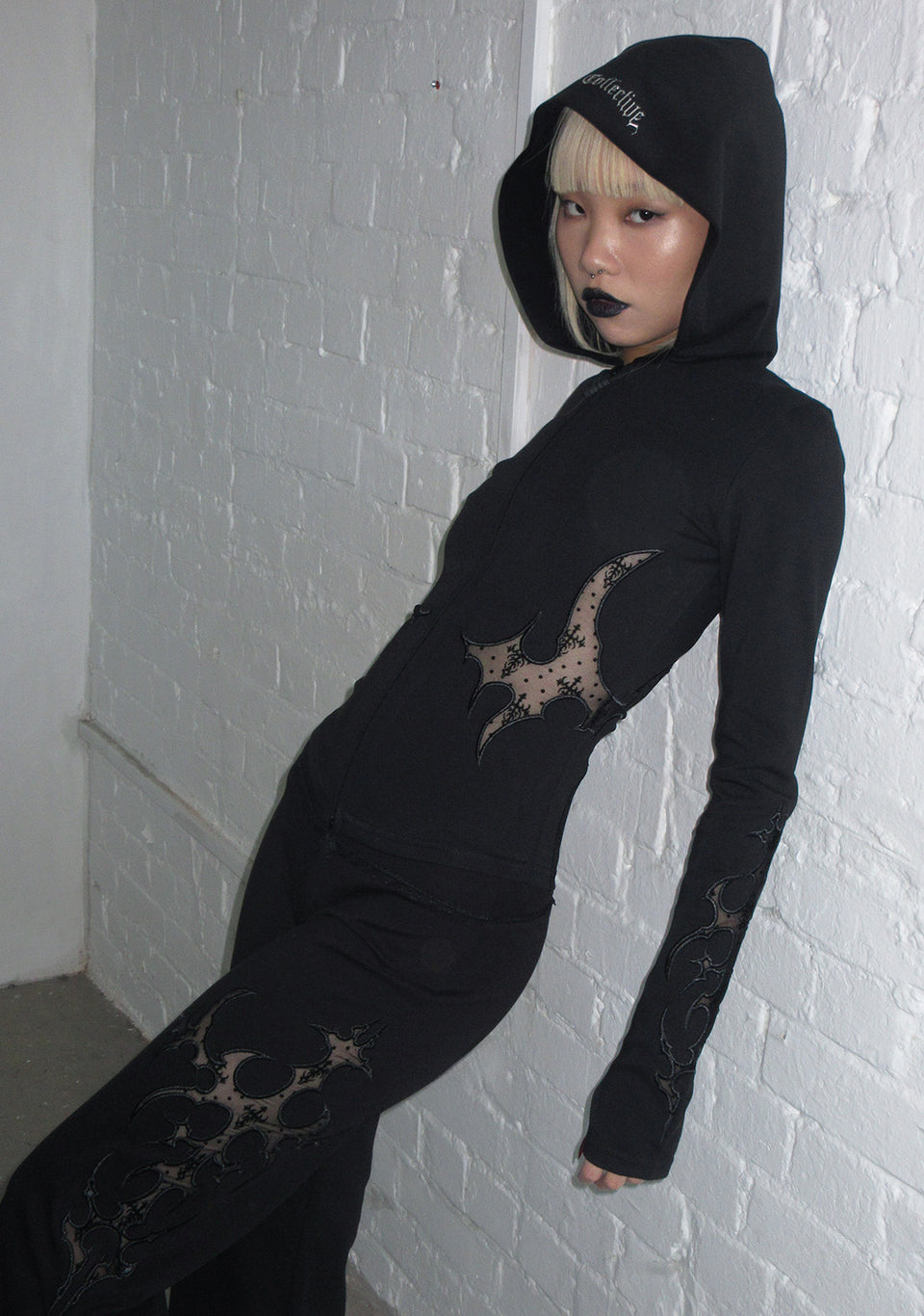 SINNER LACE CUT OUT SCULPT STRETCH ZIP HOODIE BLACK