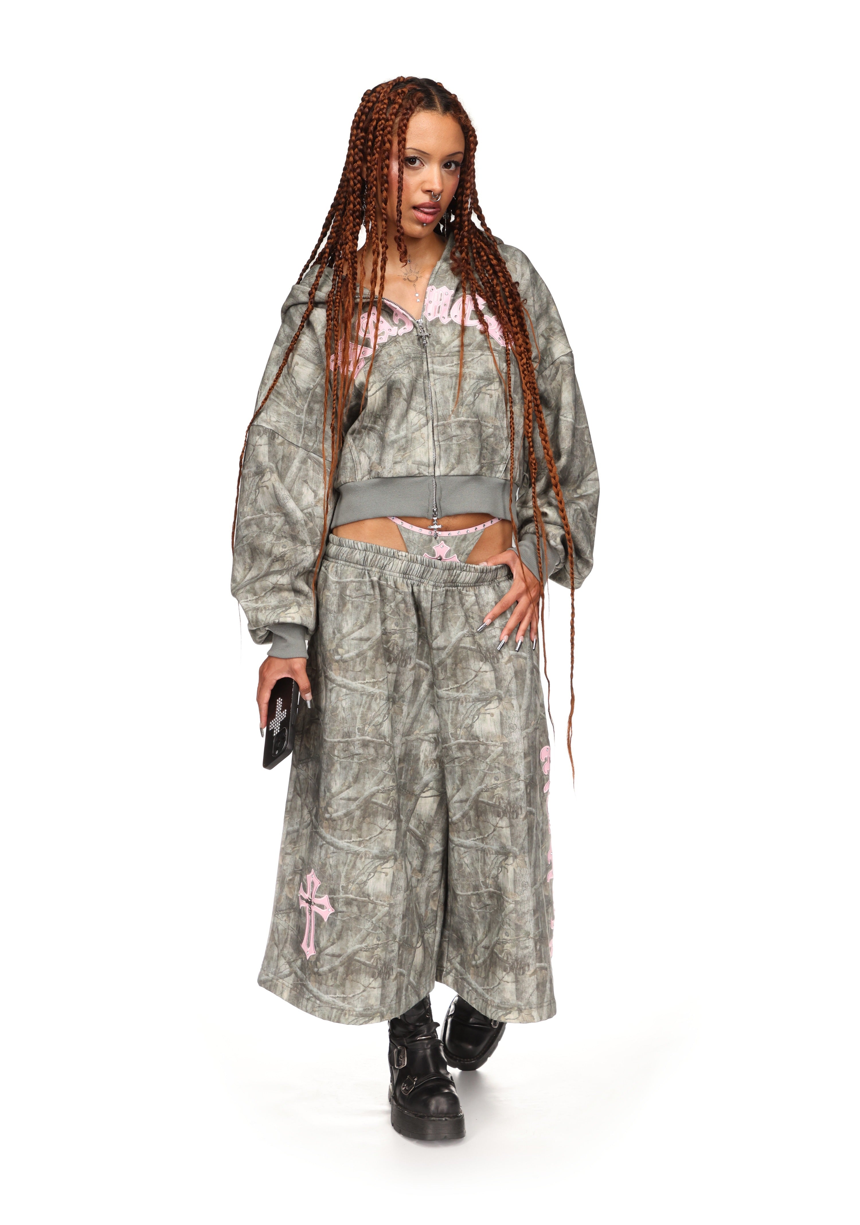 Spoilt Crop Zip Hoodie Tree Camo – NAMED COLLECTIVE®