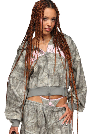 SPOILT CROP ZIP HOODIE TREE CAMO