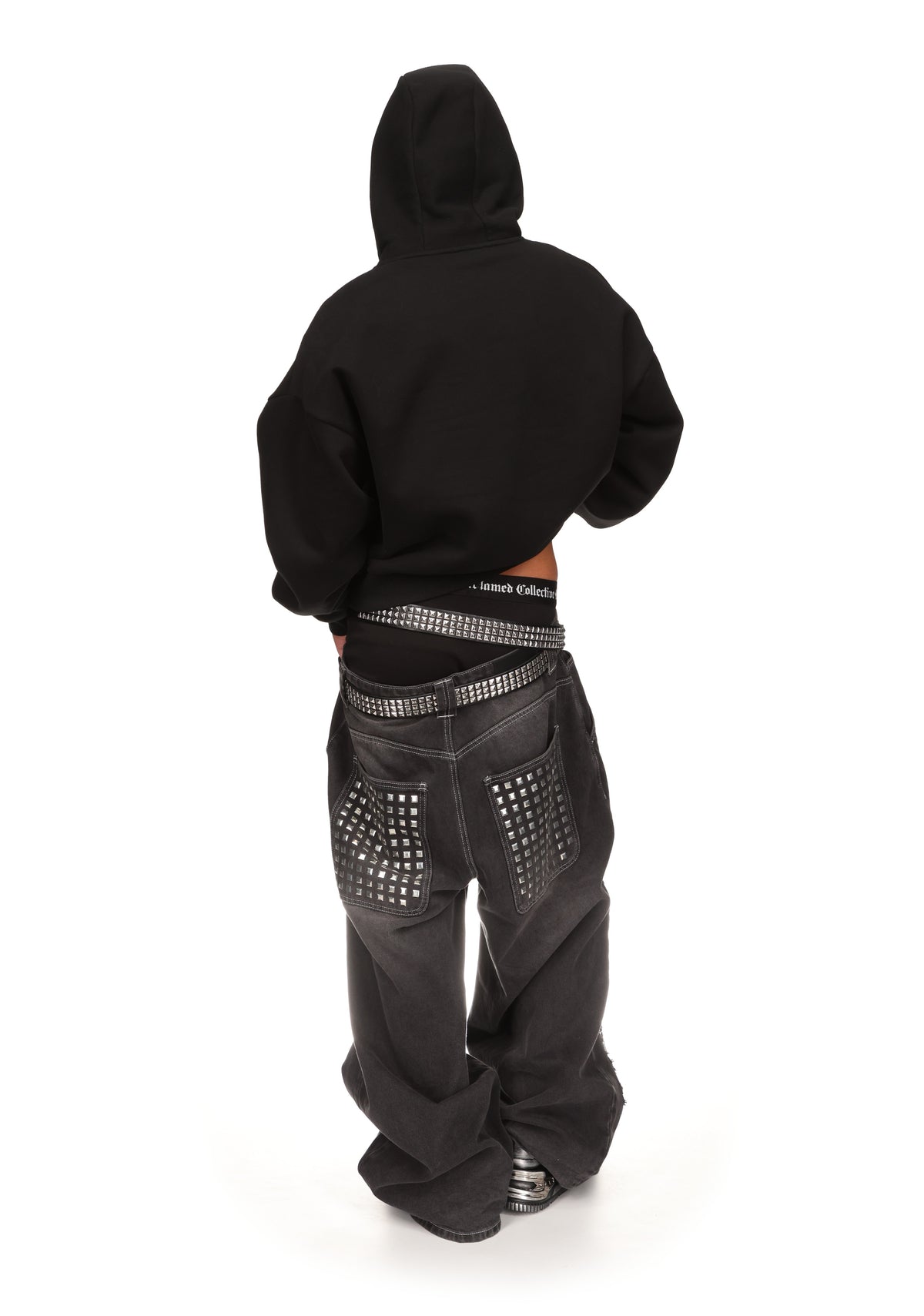 STRANGERS STUDDED SILHOUETTE PULLOVER HOODIE BLACK