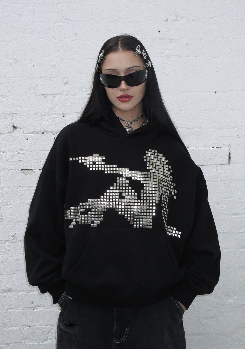 STRANGERS STUDDED SILHOUETTE PULLOVER HOODIE BLACK