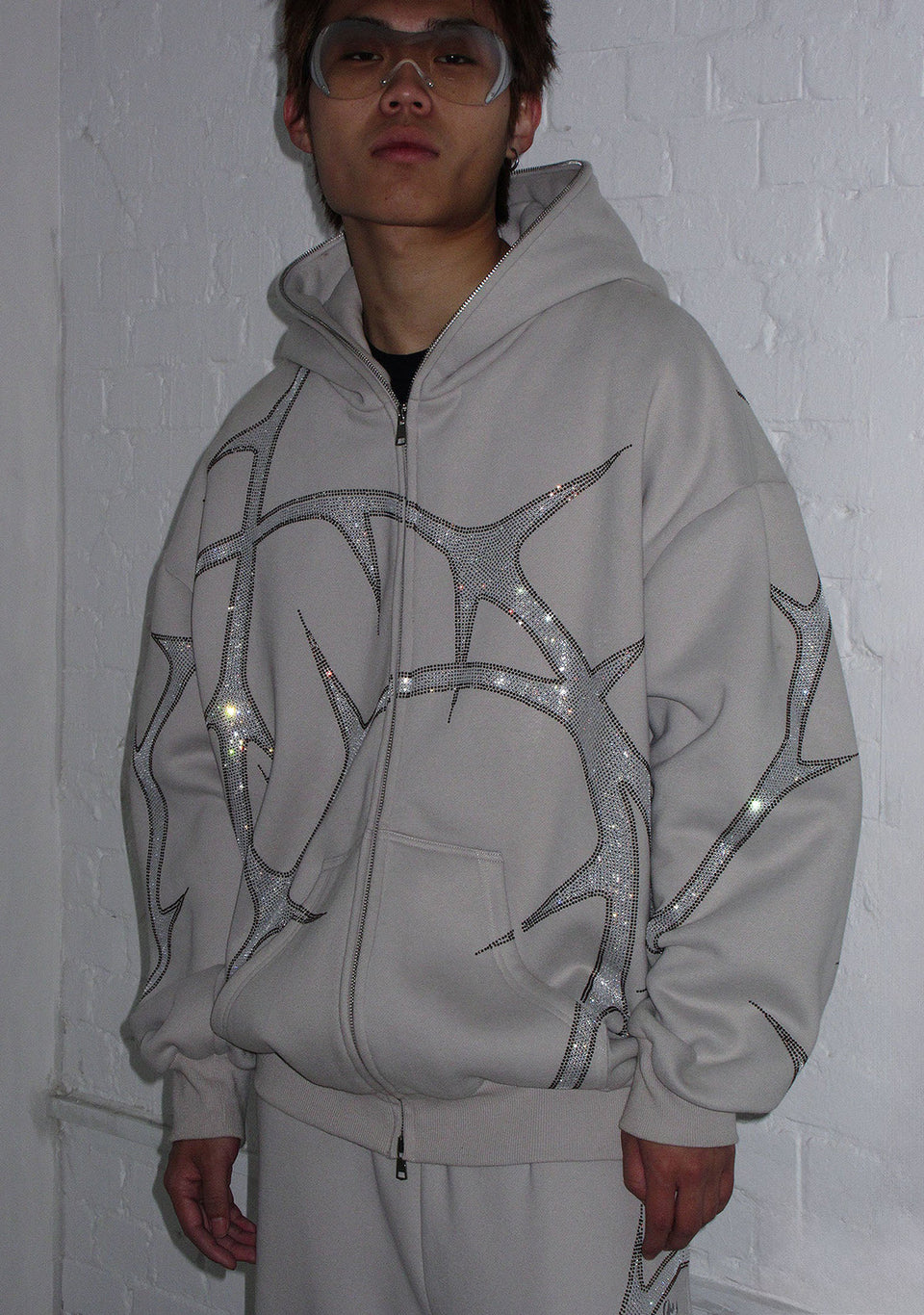 THORN RHINESTONE ZIP HOODIE BONE