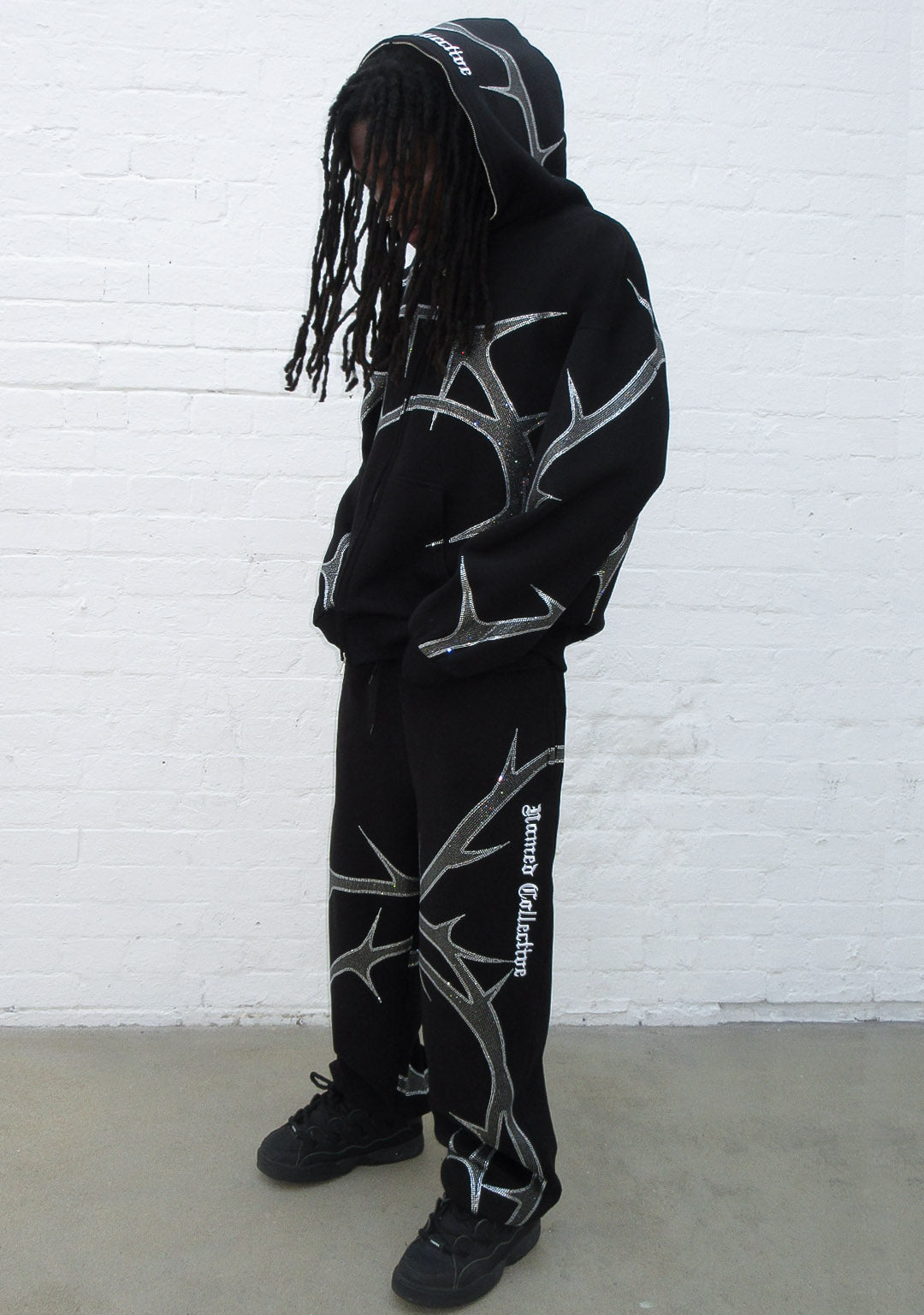 THORN RHINESTONE SWEATPANTS BLACK