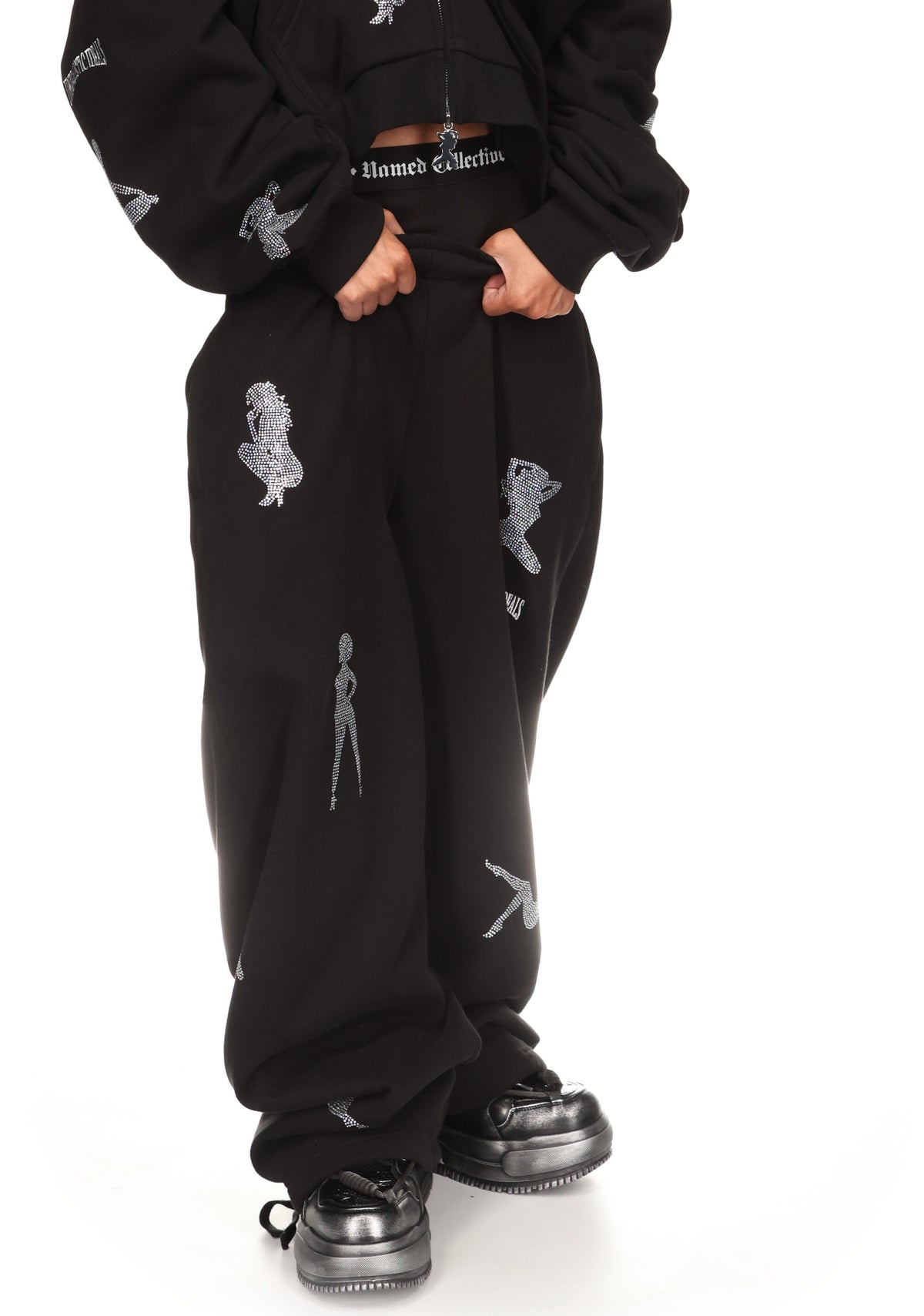 UNREALISTIC IDEALS RHINESTONE OVERSIZED SWEATPANTS BLACK