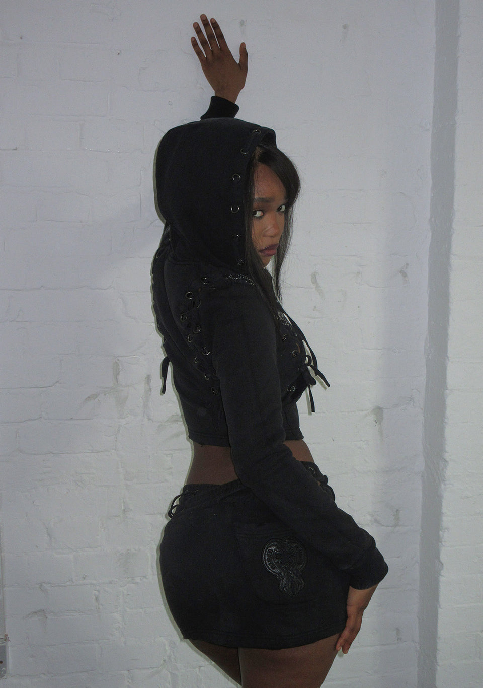 VENDETTA LACE UP MICRO SKIRT BLACK VINTAGE WASH