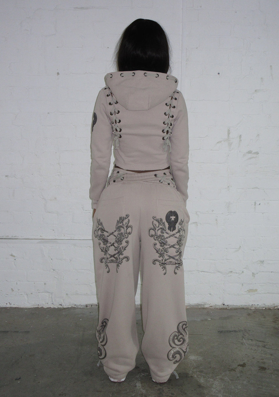 VENDETTA LACE UP OVERSIZED SWEATPANTS BONE