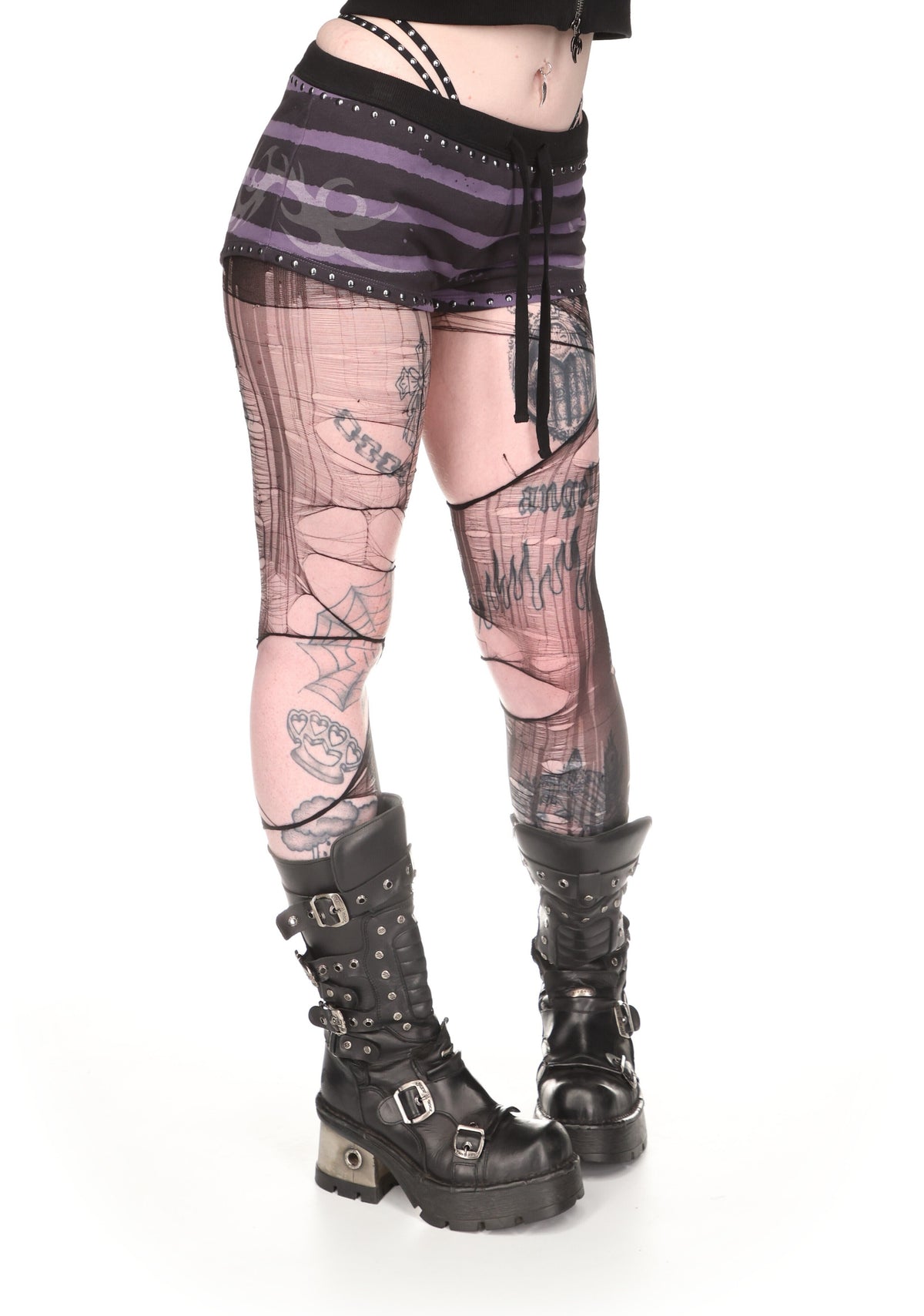 VILLAIN STUDDED MICRO HOTPANTS BLACK
