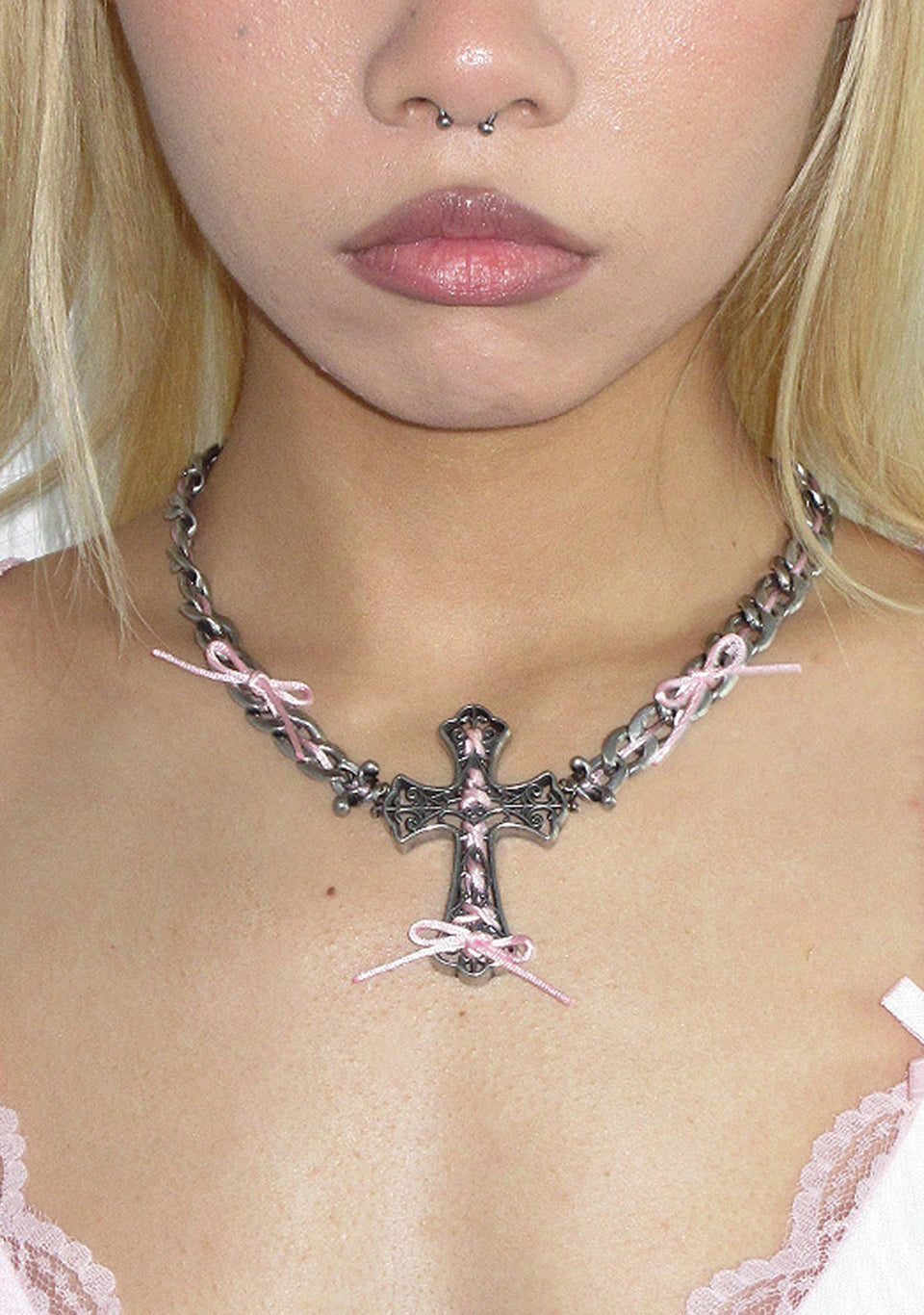 WHISPER CROSS CHAIN 9MM