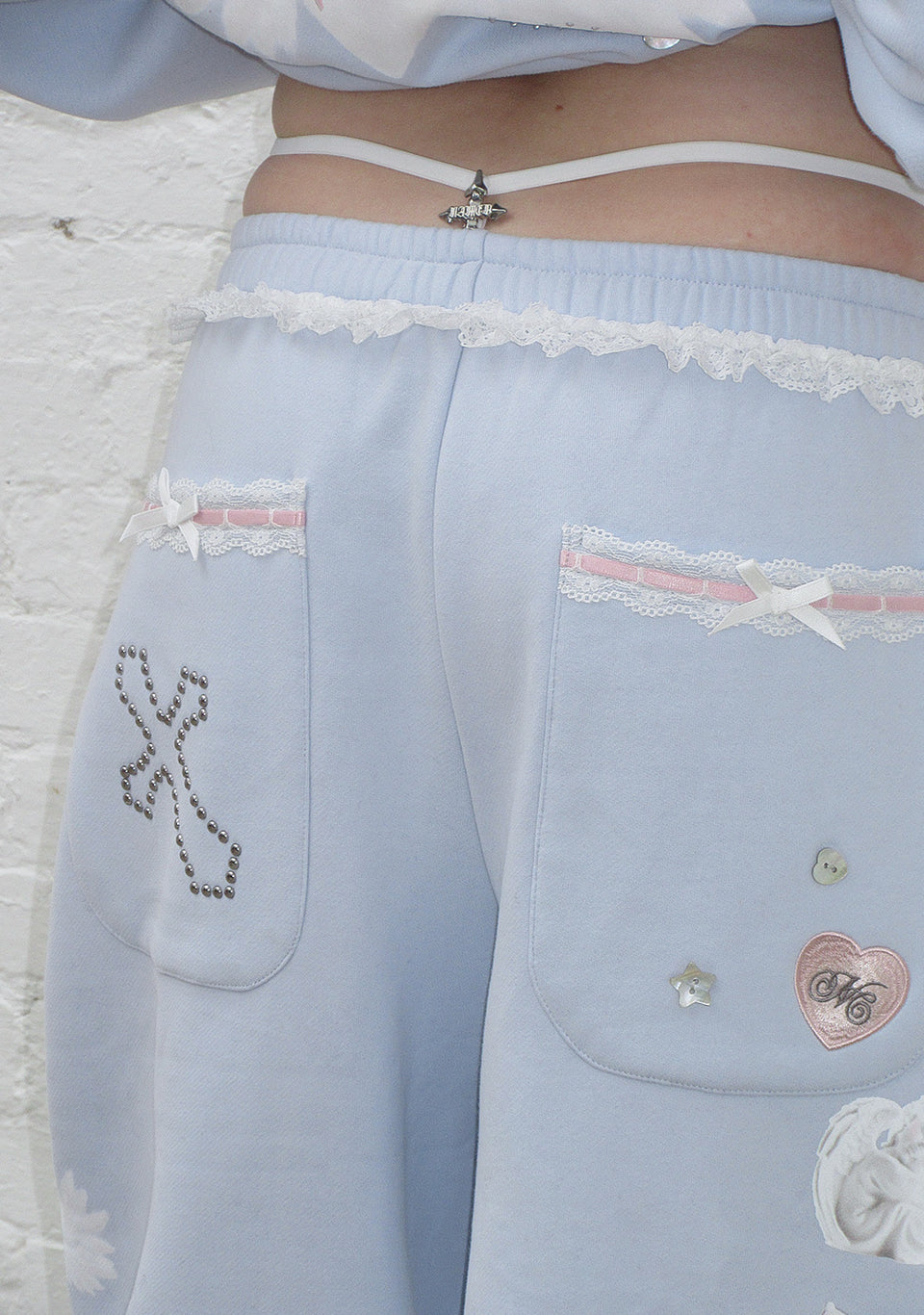 WHISPER OVERSIZED SWEATPANTS BABY BLUE