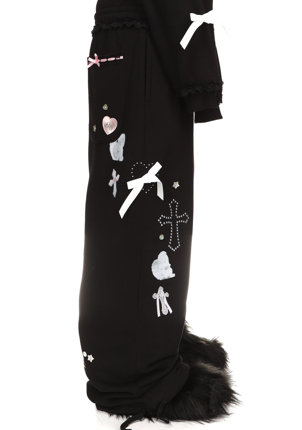 WHISPER OVERSIZED SWEATPANTS BLACK